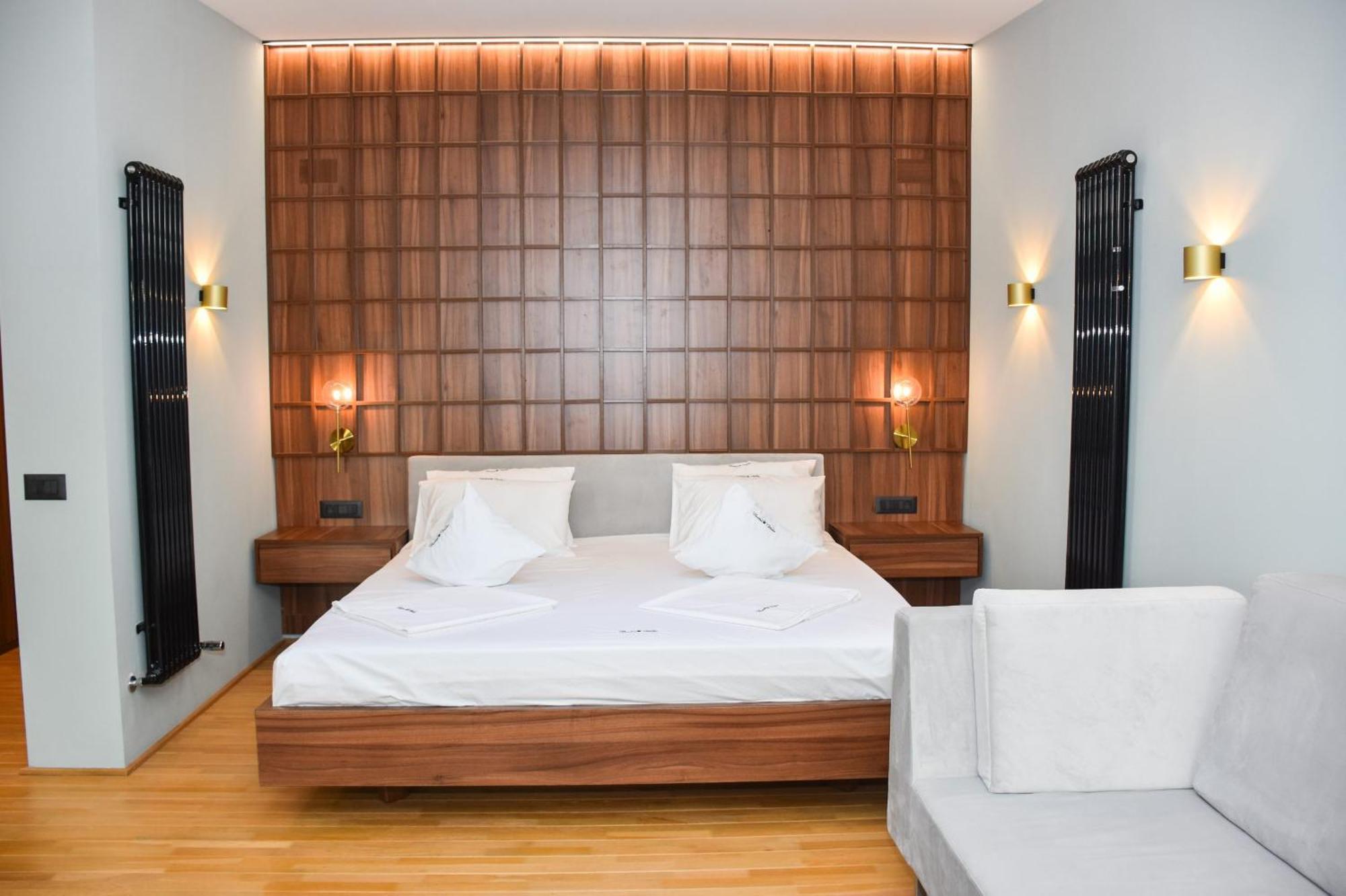Hotel Curtea Veche Curtea de Argeş Dış mekan fotoğraf